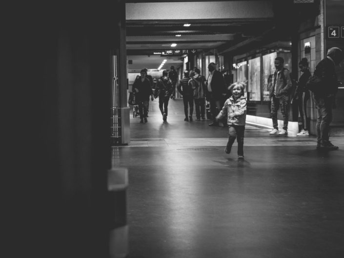 enfant gare lausanne