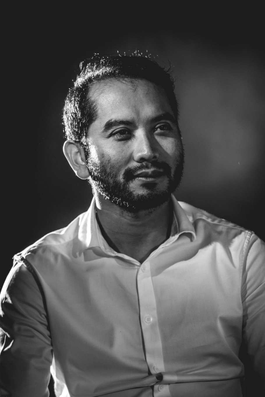 Portrait homme en noir et blanc